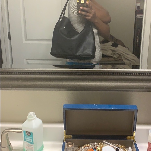 Large Tory Burch bag - Picture 1 of 4